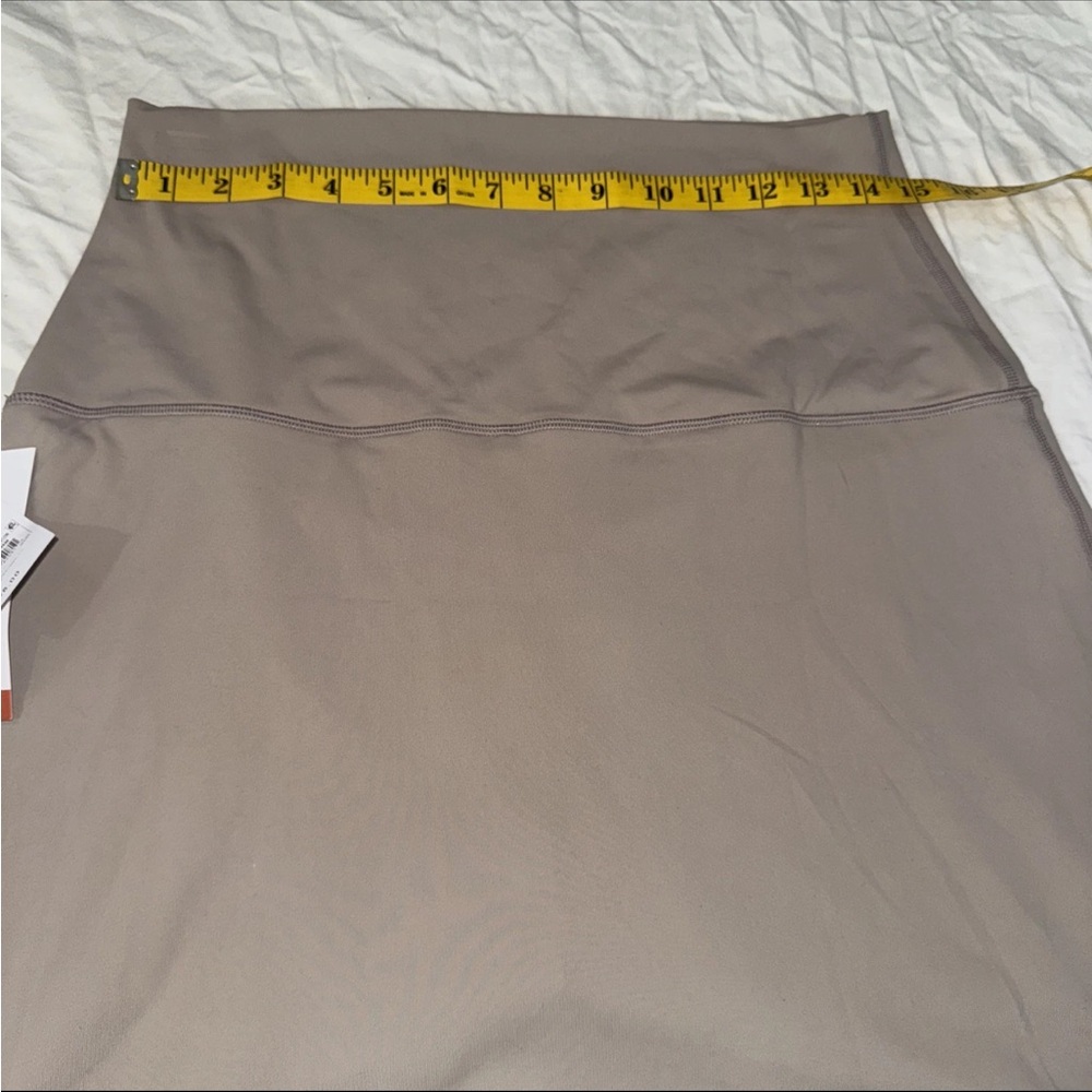 Isabel By Ingrid + Isabel Women’s Maternity Active Skort Taupe Size Large - Picture 4 of 5
